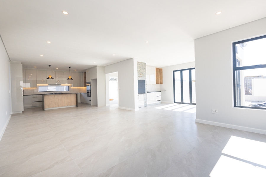 4 Bedroom Property for Sale in Sandown Western Cape